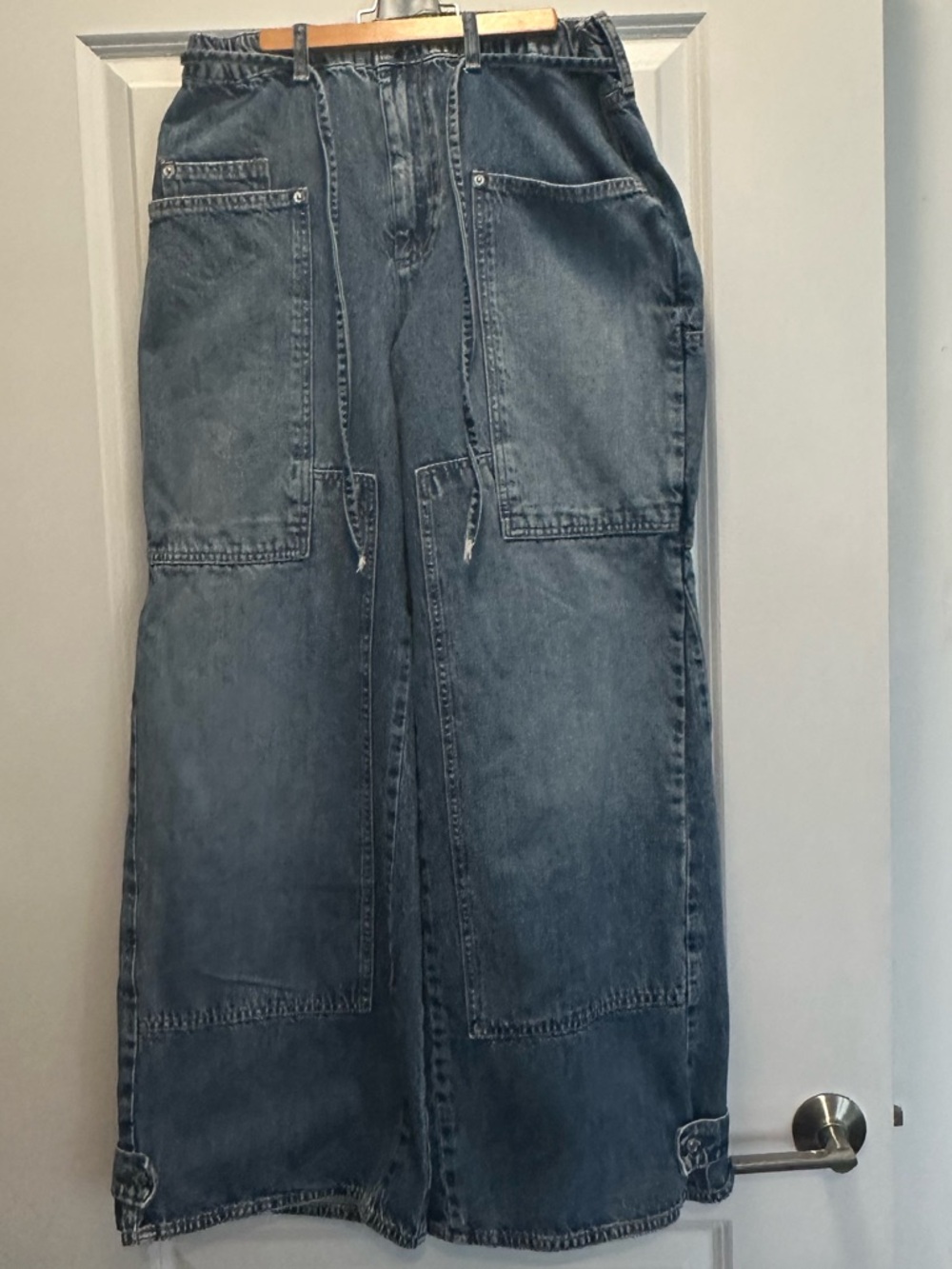 Free People CRVY Outlaw Wide leg Jeans👖 Bayou Blue. Size M. Like New! - Picture 4 of 7